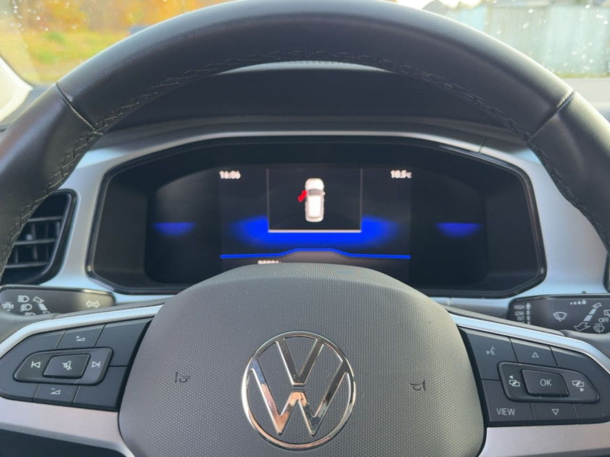 VW T-Roc Life, LED, Wi-Paket, Navi, PDC