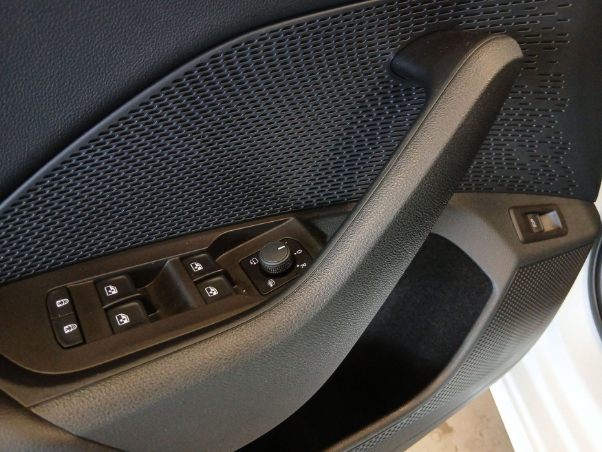 SKODA Octavia Selection 1.5 TSI mHEV