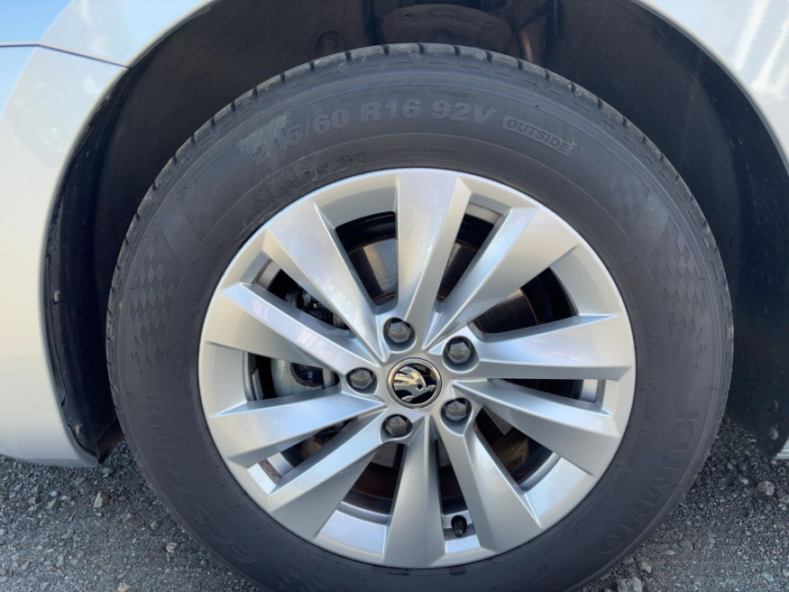 SKODA Octavia Combi Ambition,DSG,LED,Kam,SHZ