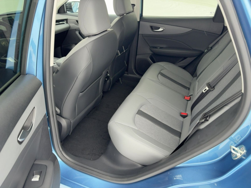 MG S5 EV Luxury Long Range 64kWh