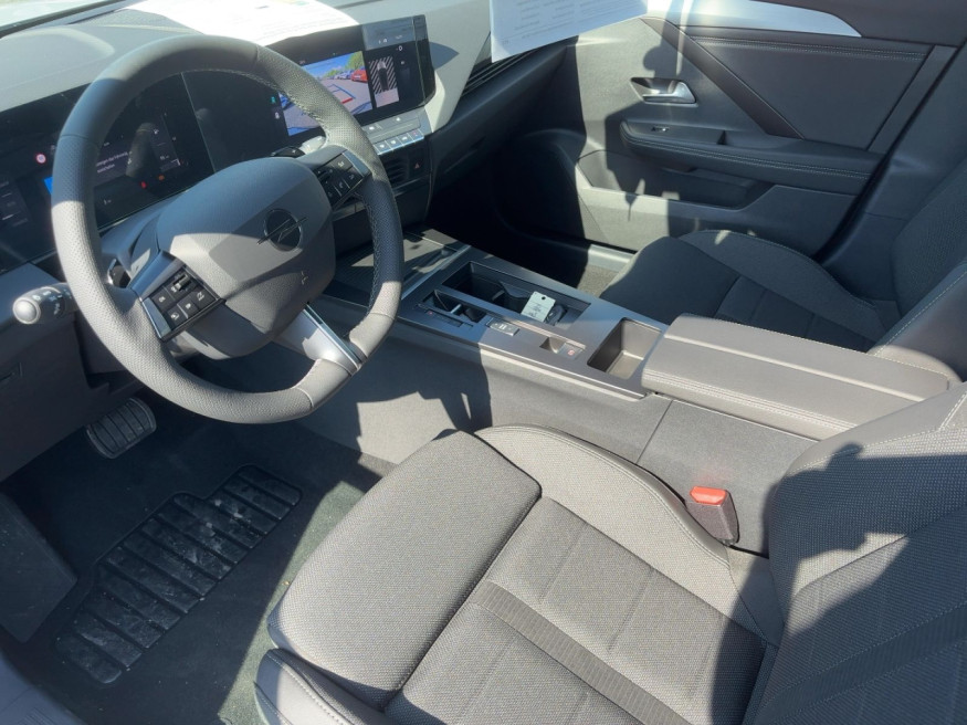 OPEL Astra GS Hybrid eDCT