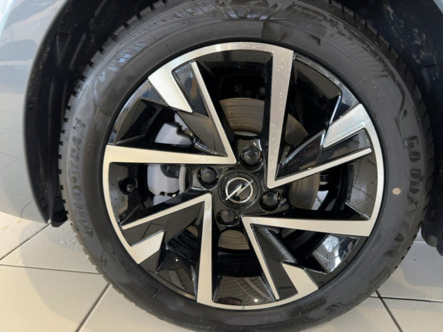 OPEL Corsa Edition Hybrid *NP*