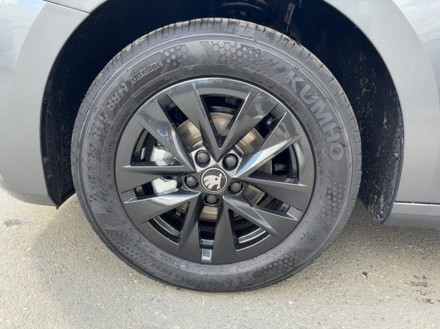 SKODA Fabia Black Edition, LED, SHZ