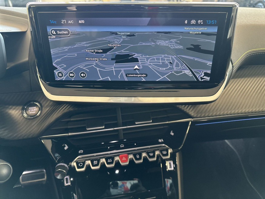 PEUGEOT 208 GT Hybrid