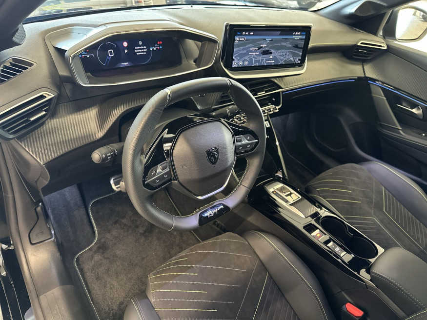 PEUGEOT 208 GT Hybrid