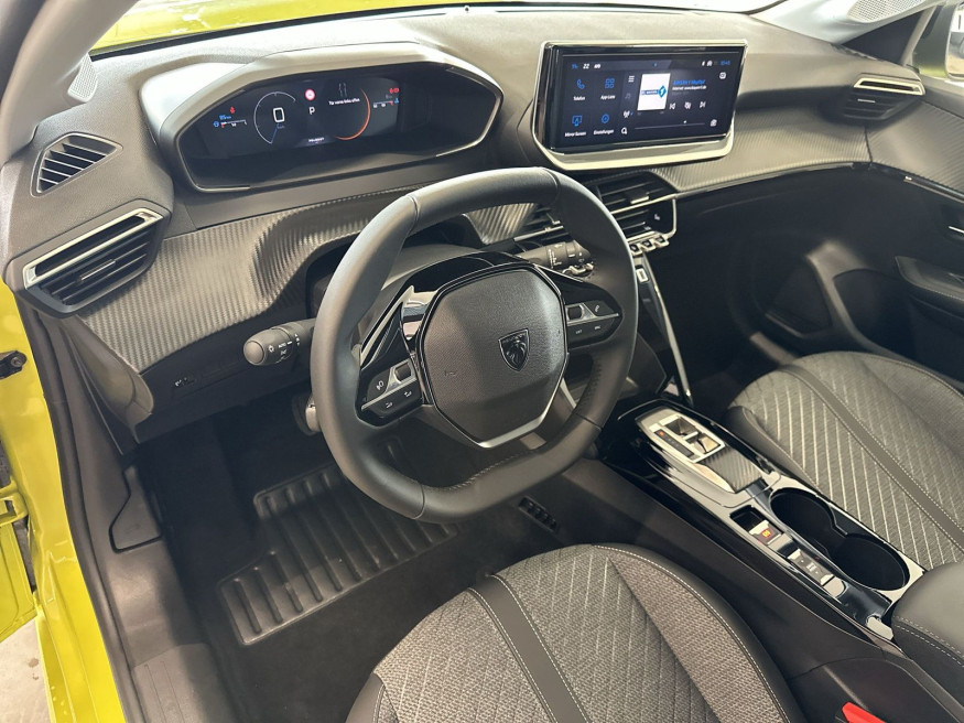 PEUGEOT 208 Allure Hybrid