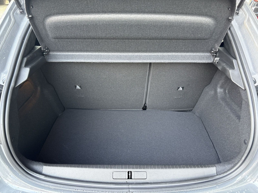 PEUGEOT 208 Allure