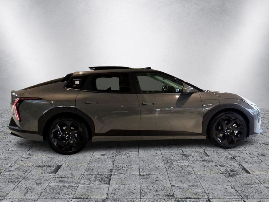 KIA EV4 Fastback 81.4 kWh FWD Earth