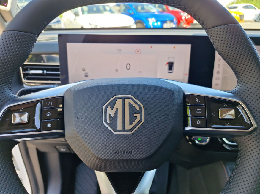 MG HS HEV Luxury MY25.5