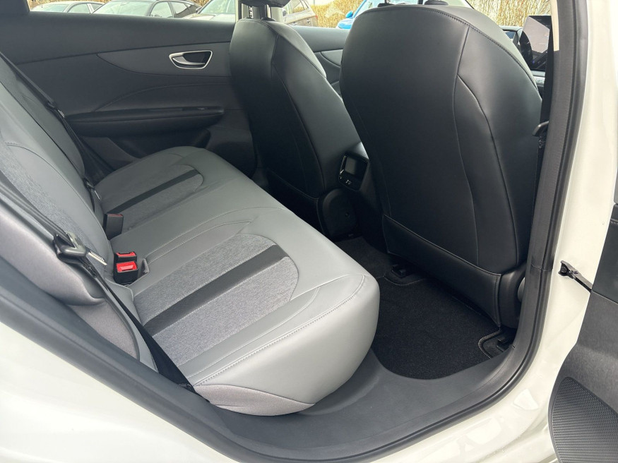 MG 4 EV 64kWh Premium