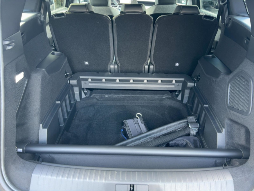 PEUGEOT 5008 Allure Business