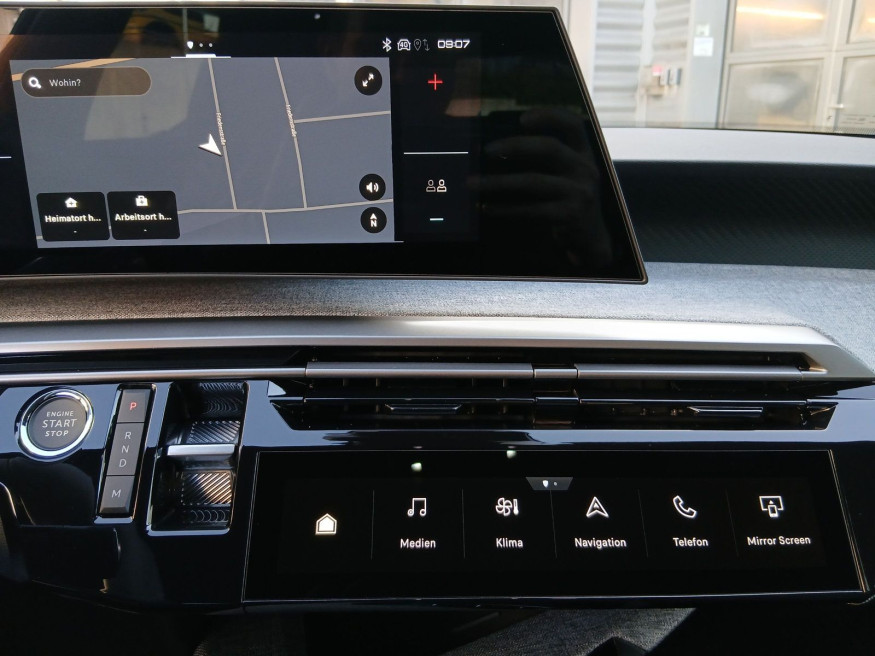 PEUGEOT 3008 Allure Business