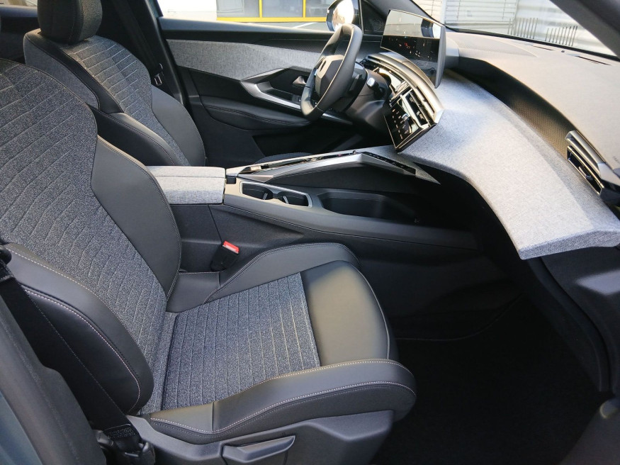 PEUGEOT 3008 Allure Business
