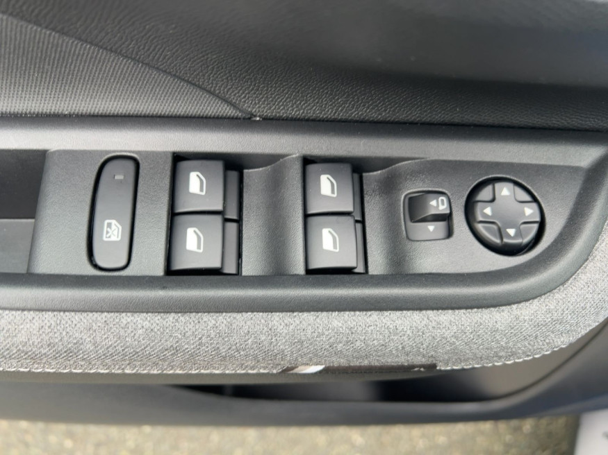 OPEL Frontera GS, Hybrid