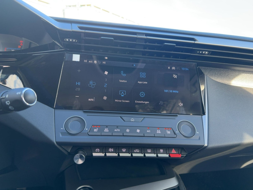 PEUGEOT 308 Allure Hybrid 145 e-DSC6